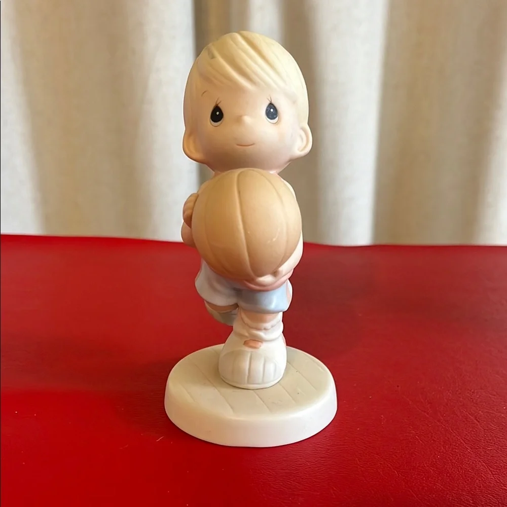 Precious Moments, Enter His Courts with Thanksgivin |5”Tall